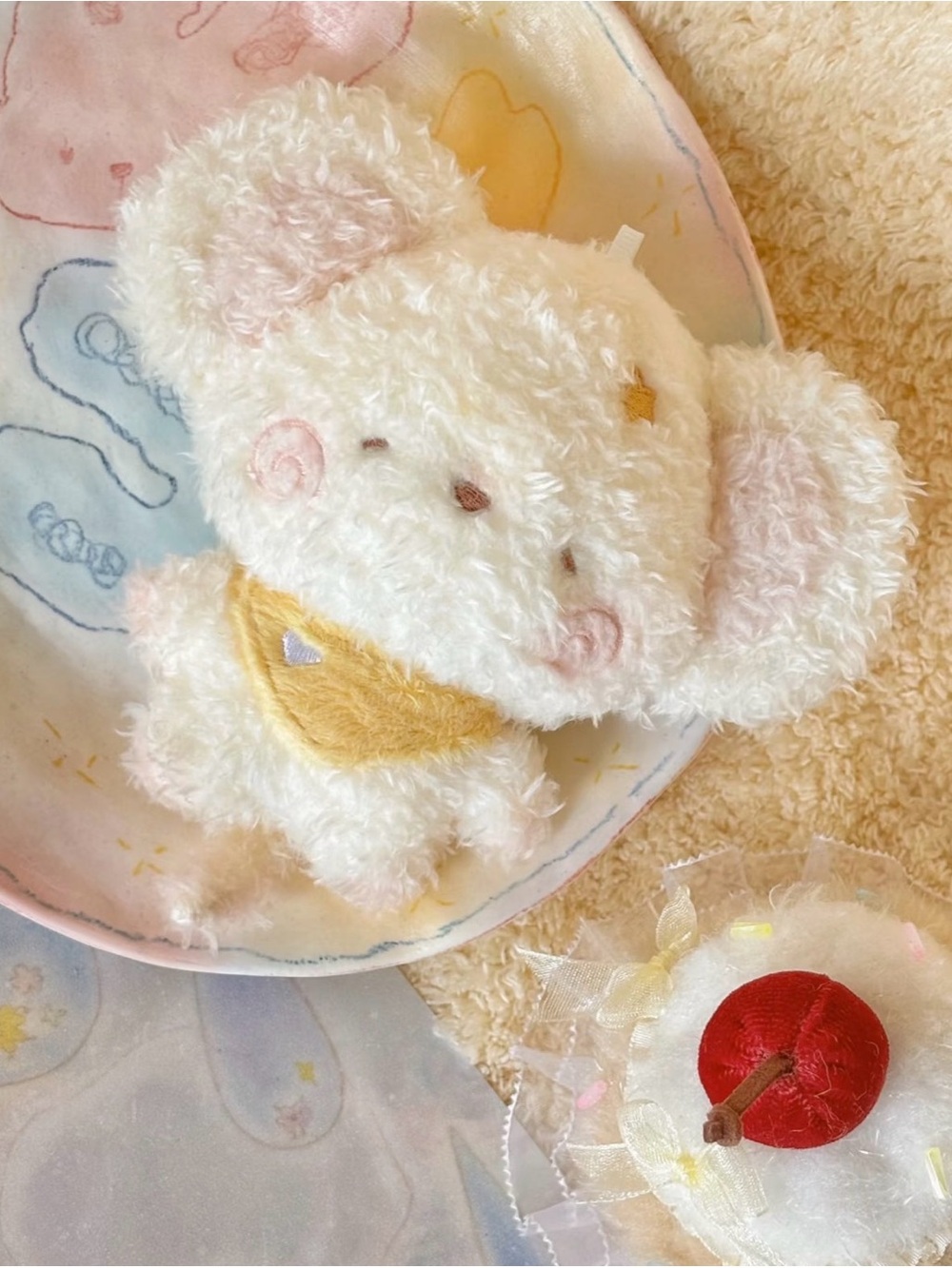 Adorable Cream Fluffy Soft Hamster Plush Keychain Bag Charm Kawaii Desk Buddy